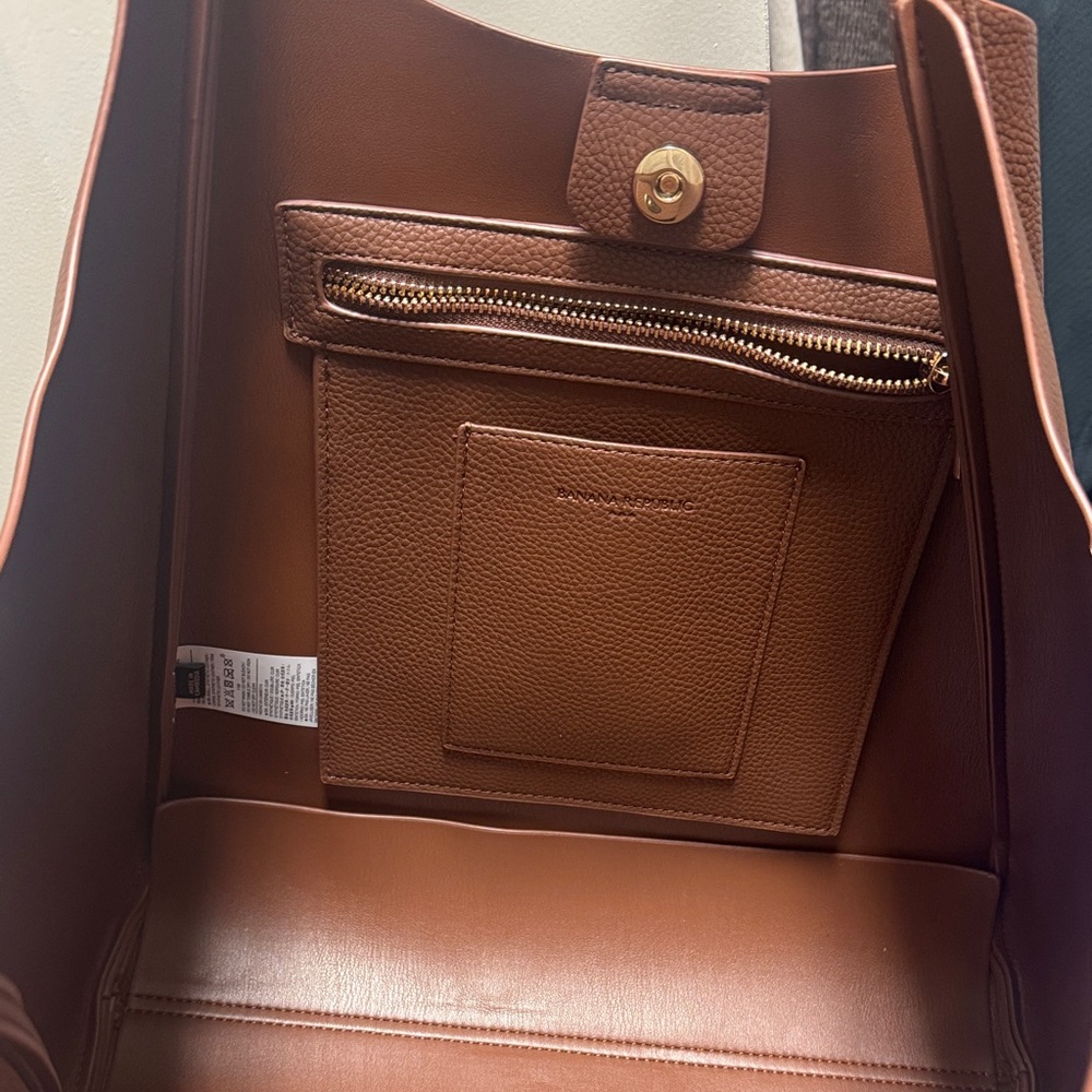 Banana Republic Brown Pebbled Leather Tote - Picture 2 of 5